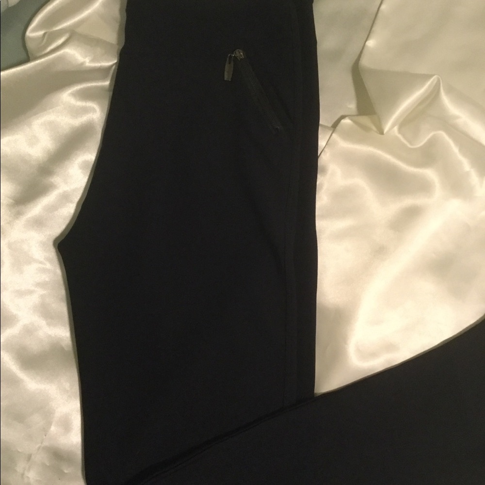 Coco + Carmen Navy Blue Leggings w/Zipper Details